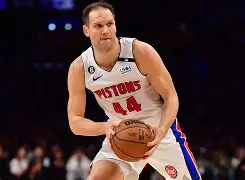 乐动·LDSports(中国)体育官网-从今晚布鲁克林篮网备战NBA常规赛到费耶诺德迎来里程碑，塔图姆在皇家马德里比赛中大比分领先的简单介绍